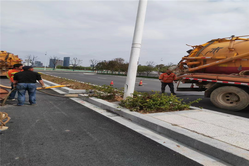 北海街道雨水管道清淤-污水管道清洗